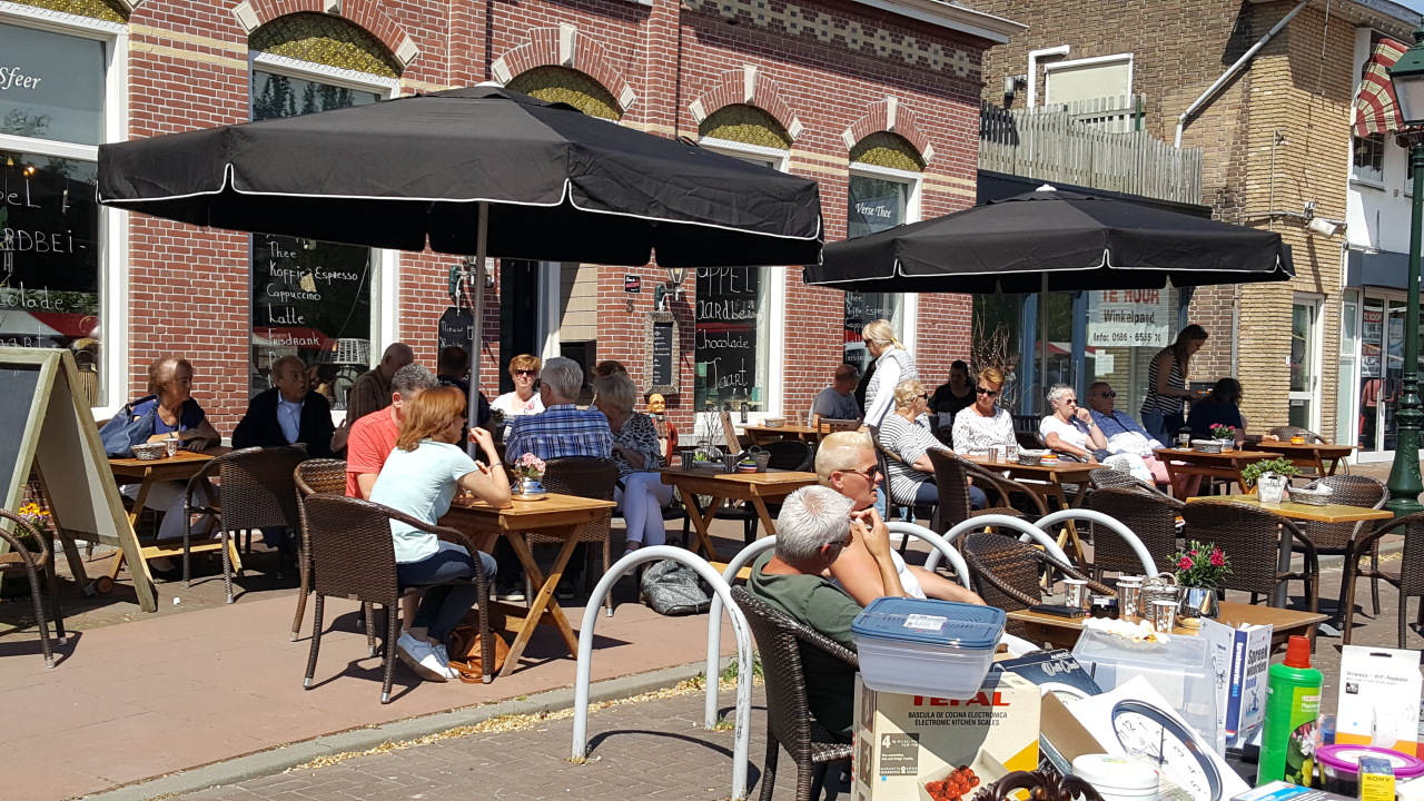 Binnen en buiten genieten bij Dresswaar