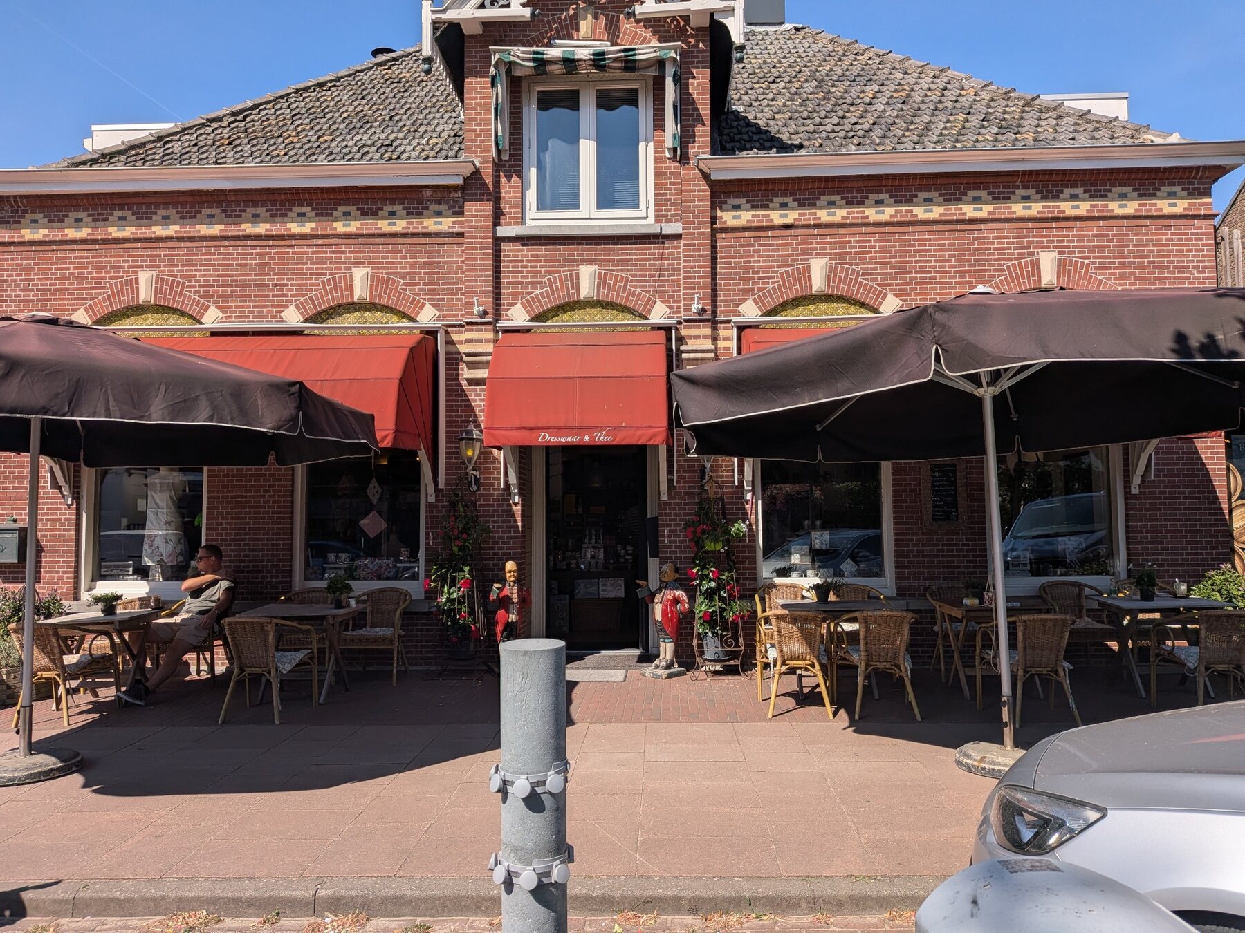 Winkelpui van Dresswaar in Numansdorp